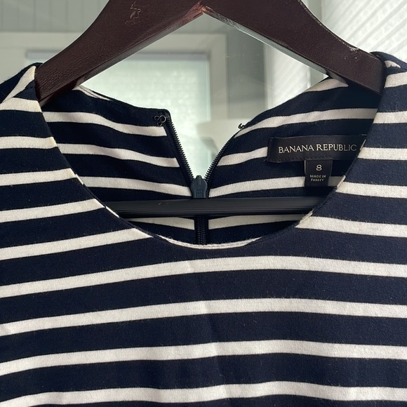 Navy blue and white striped dress from banana republic with 1/2 sleeve ruffle - Picture 4 of 5